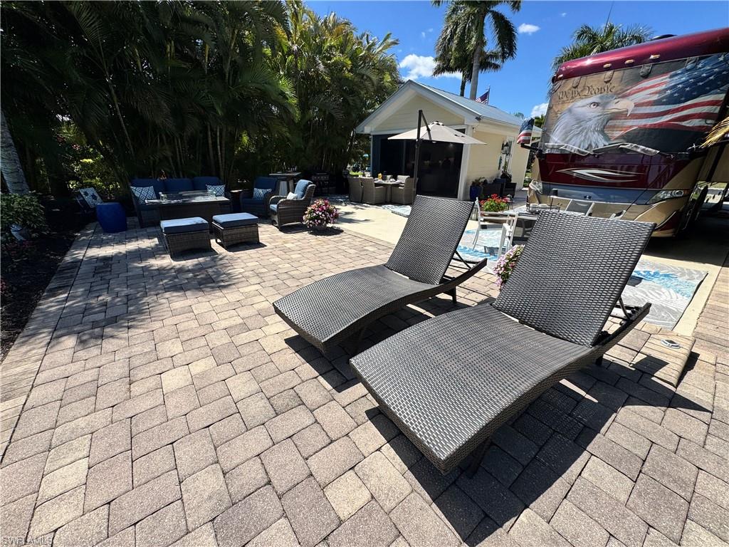 RIVERBEND MOTORCOACH RESORT - Land