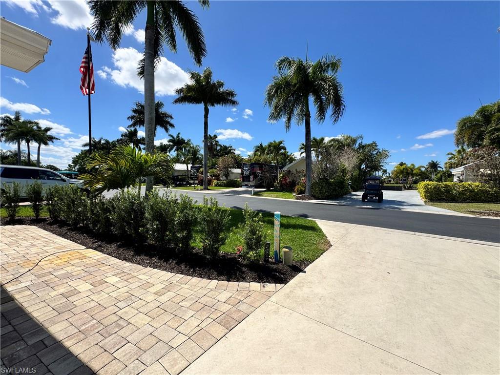 RIVERBEND MOTORCOACH RESORT - Land