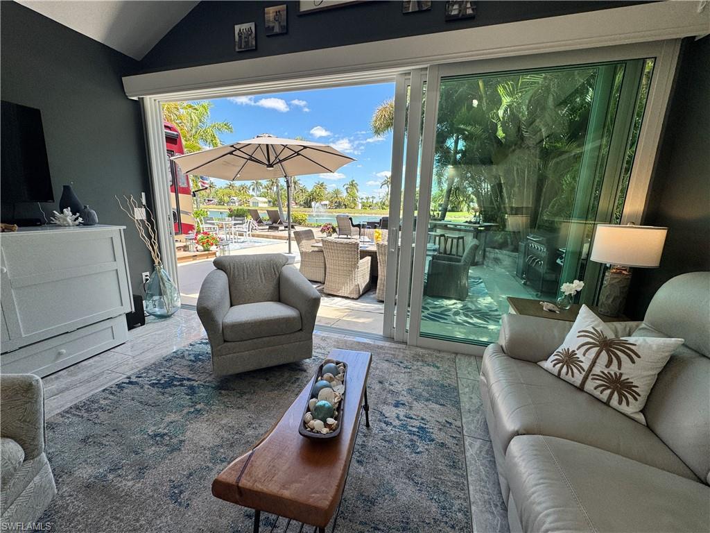 RIVERBEND MOTORCOACH RESORT - Land