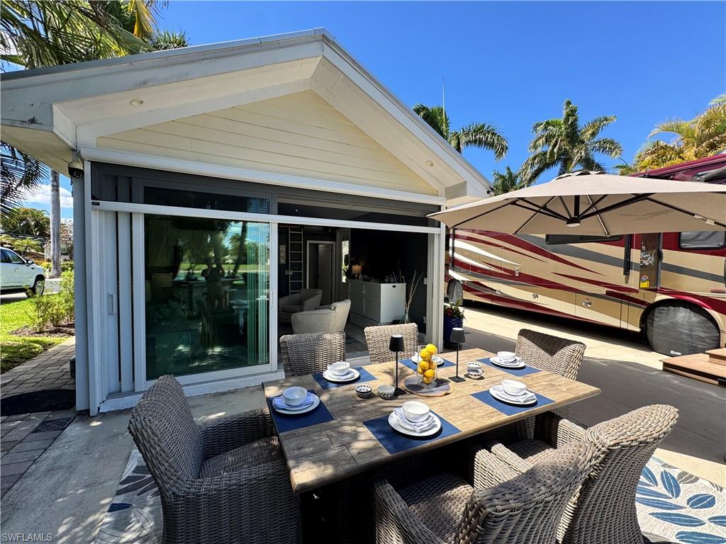 RIVERBEND MOTORCOACH RESORT - Land