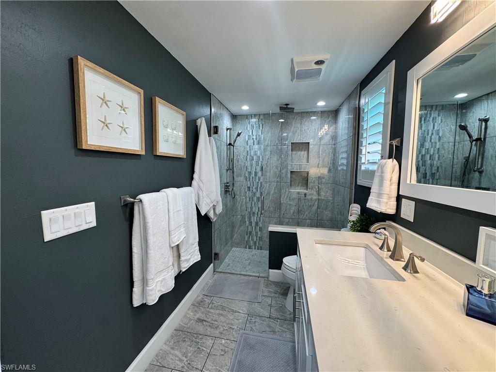 RIVERBEND MOTORCOACH RESORT - Land