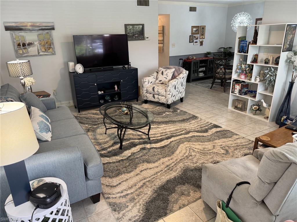 FIRST KINGS PT CONDOMINIUM - Residential