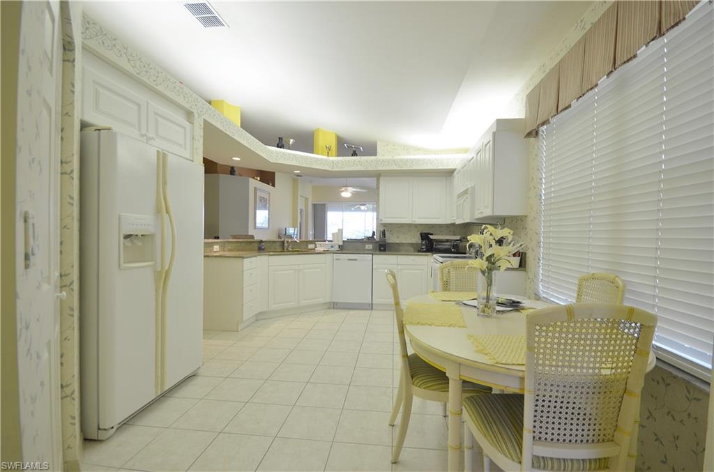 LIGHTHOUSE BAY - Residential