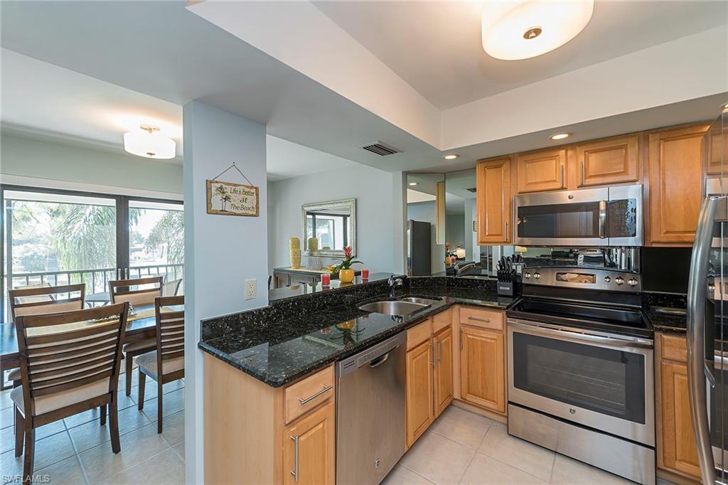 NAPLES BATH AND TENNIS CLUB - Residential