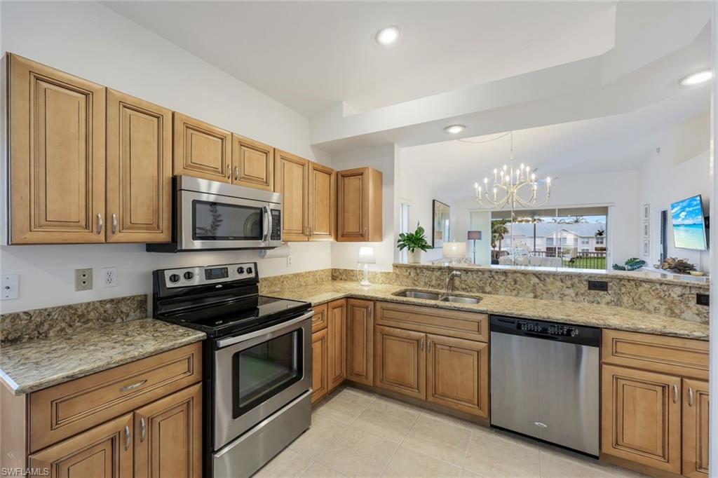 WIGGINS LAKES AND PRESERVES - Residential Lease