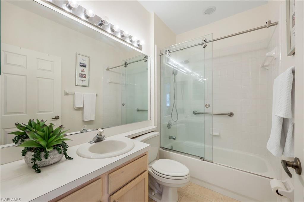 WIGGINS LAKES AND PRESERVES - Residential Lease