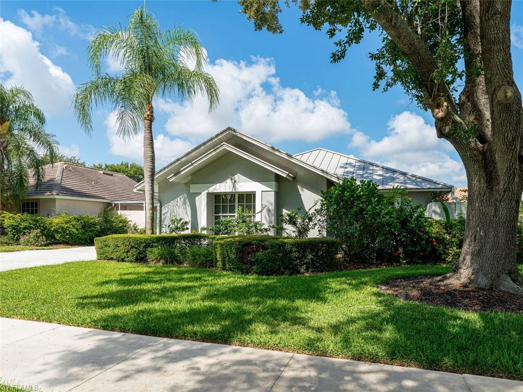 LONGSHORE LAKE - Residential