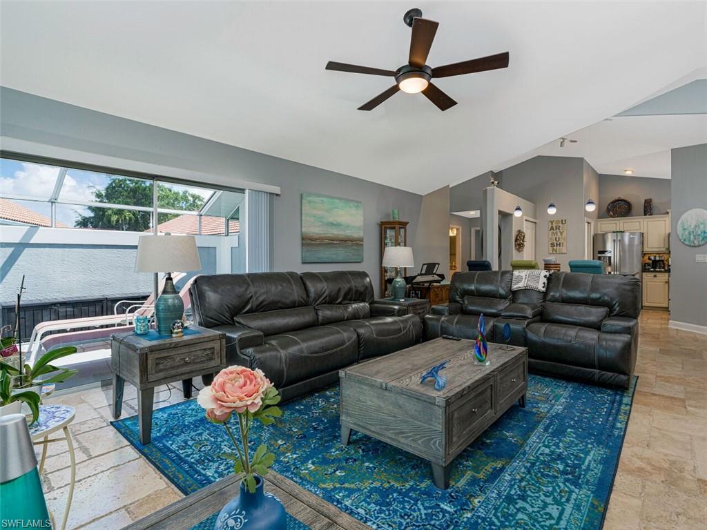 LONGSHORE LAKE - Residential