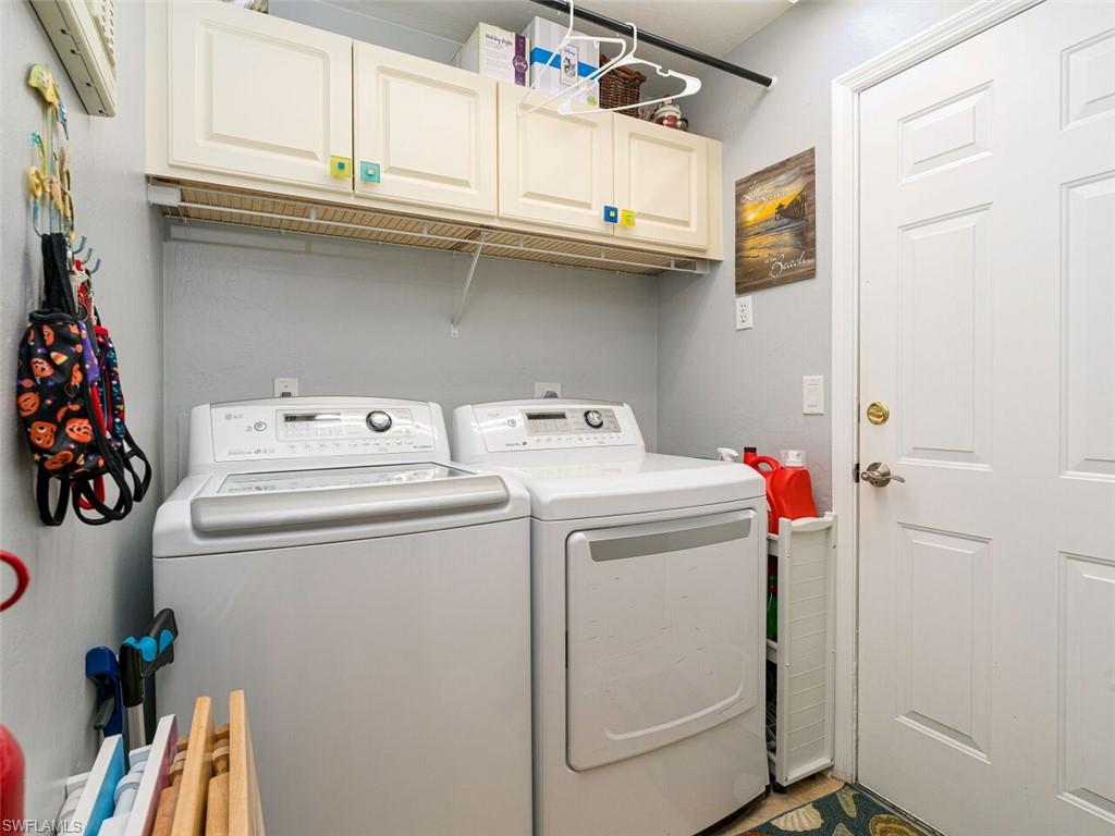 LONGSHORE LAKE - Residential