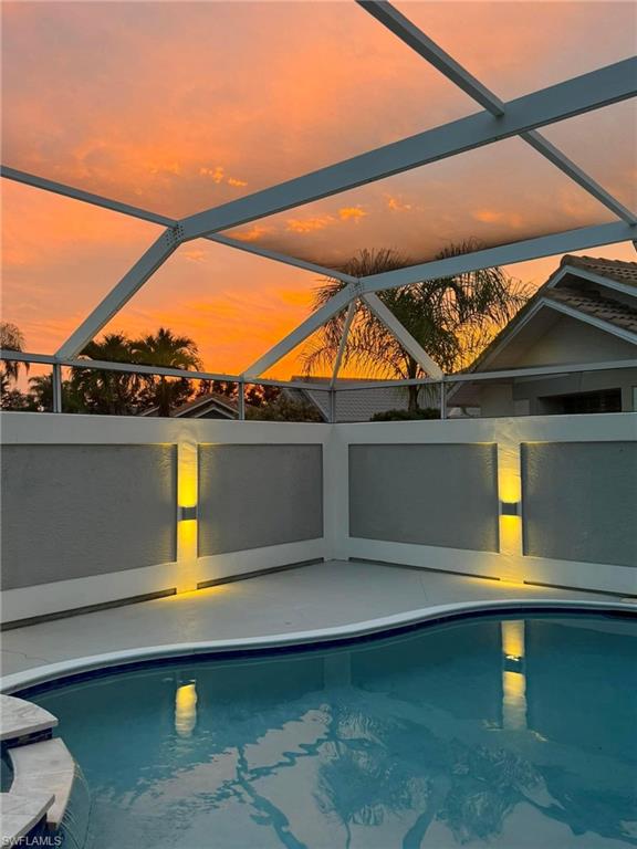 LONGSHORE LAKE - Residential