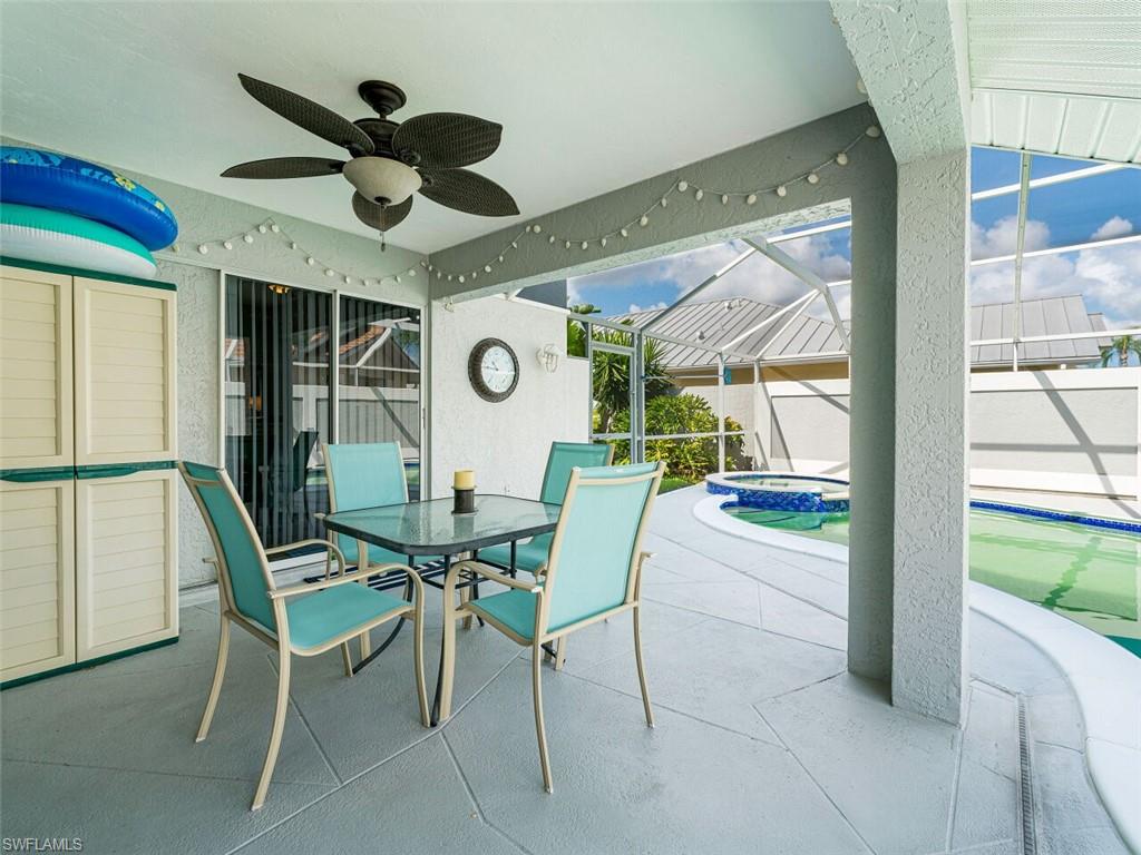 LONGSHORE LAKE - Residential