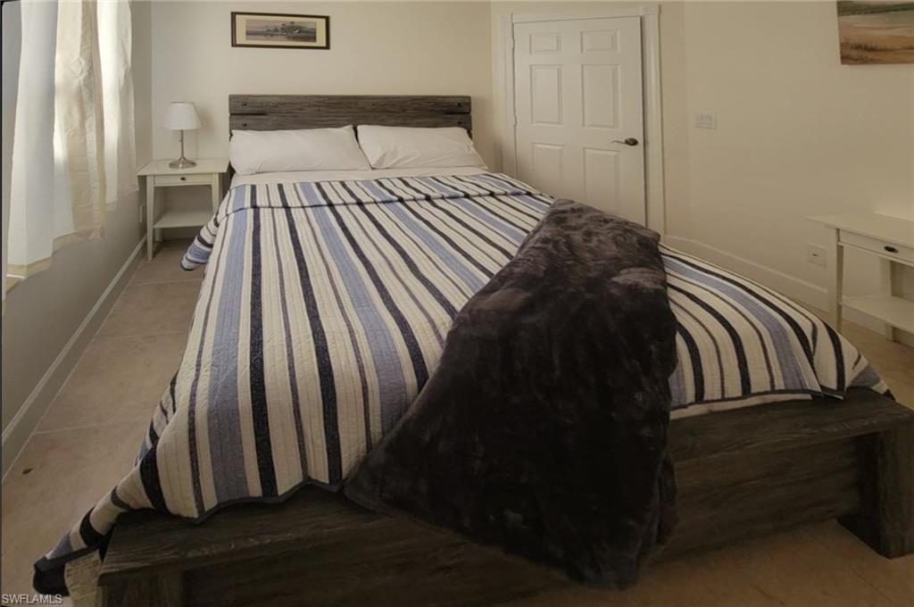 FORT MYERS SHORES - Residential