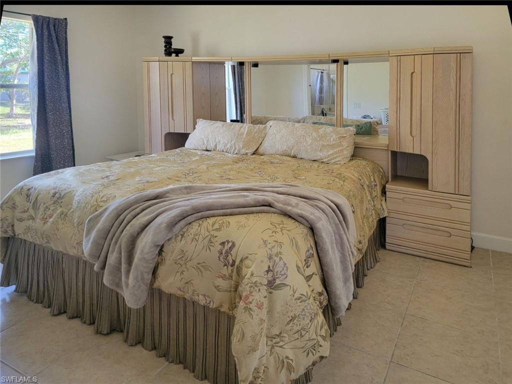 FORT MYERS SHORES - Residential