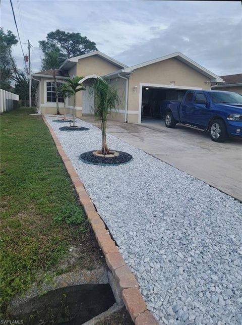 2228 Lotus RD FORT MYERS FL 33905