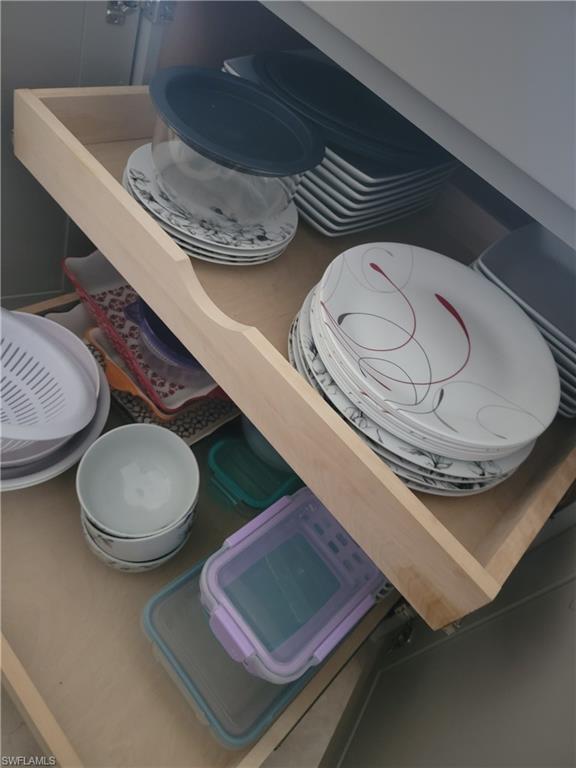 FORT MYERS SHORES - Residential