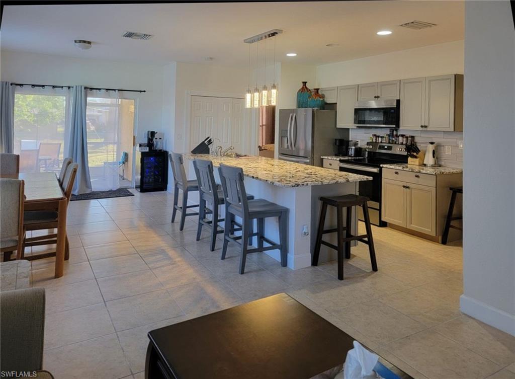FORT MYERS SHORES - Residential