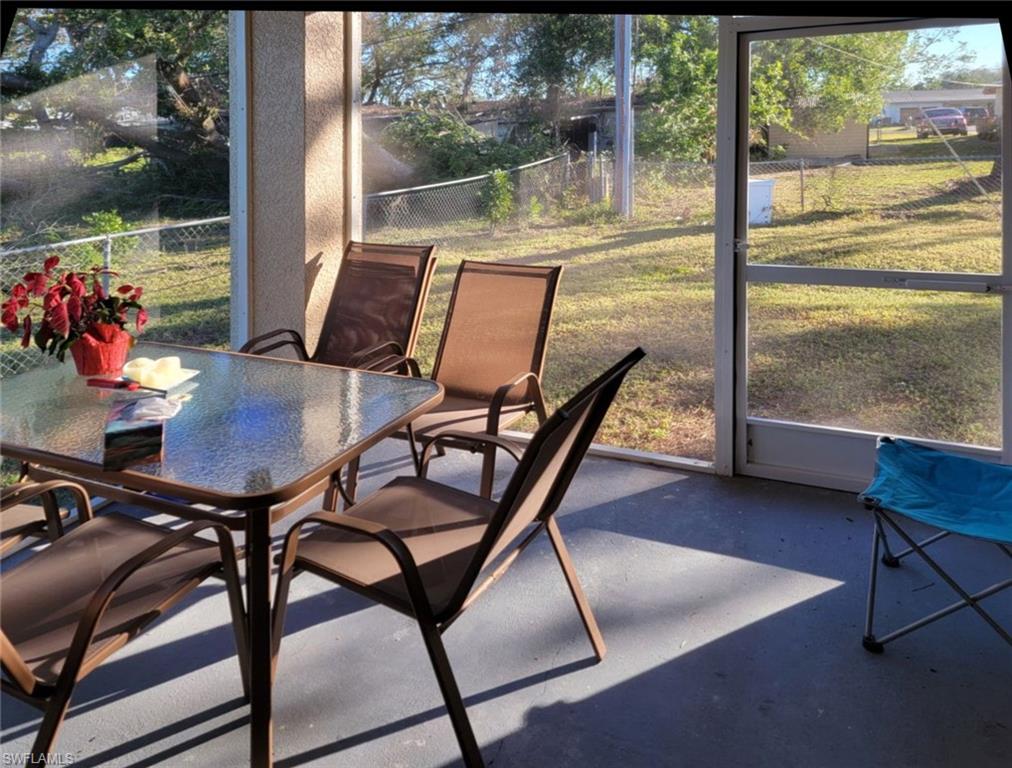 FORT MYERS SHORES - Residential