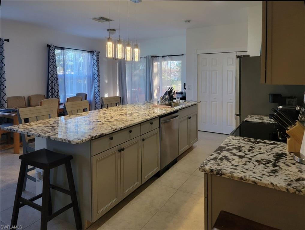 FORT MYERS SHORES - Residential