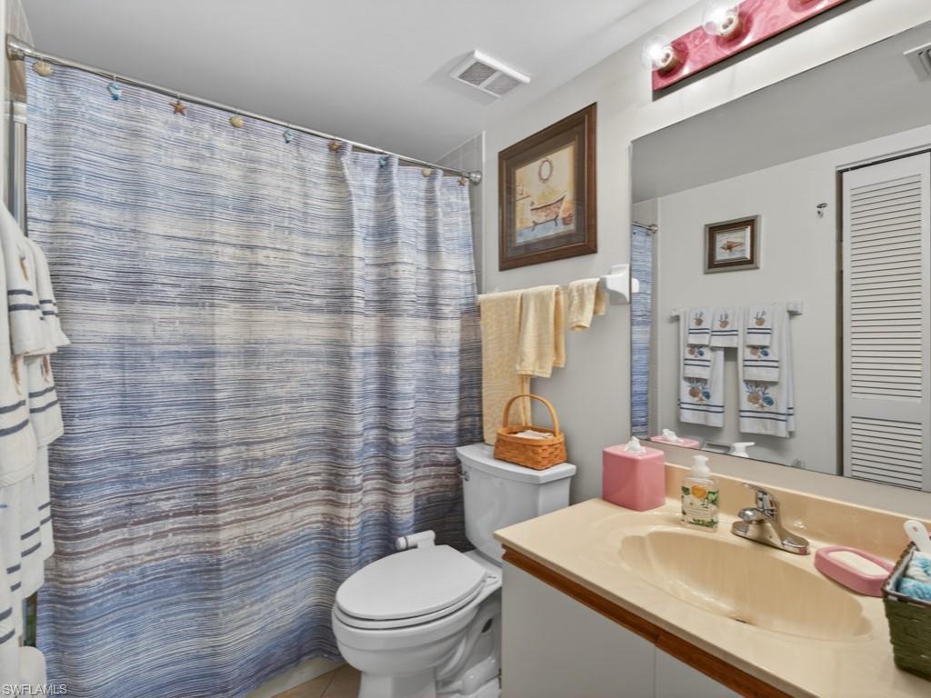 DEAUVILLE LAKE CLUB - Residential