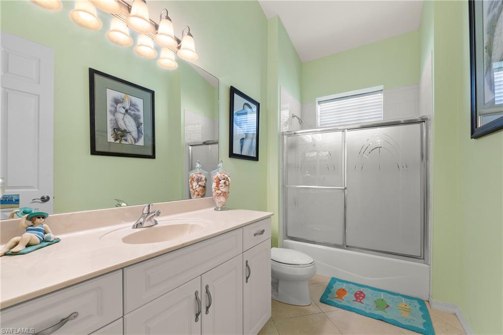 PARADISE VILLAGE - Residential