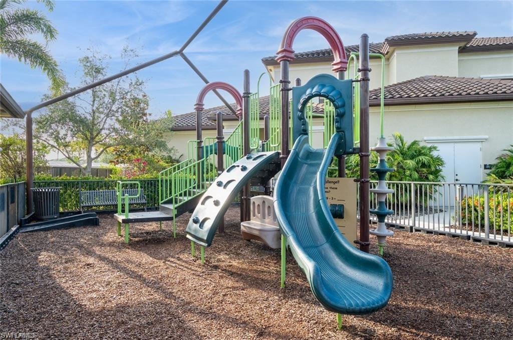 MARBELLA ISLES - Residential