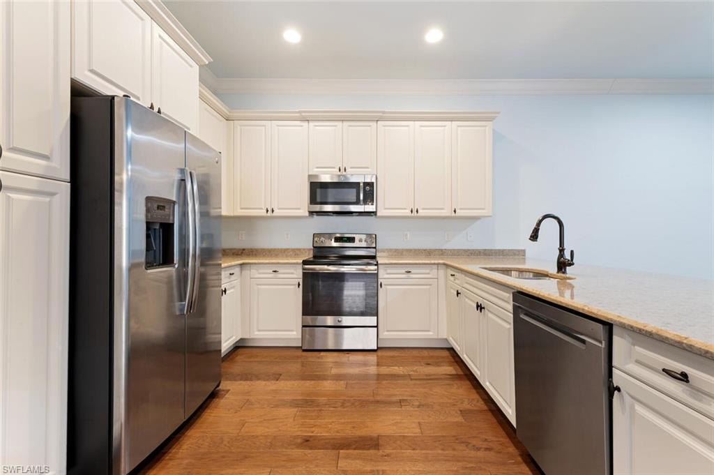 MARBELLA ISLES - Residential