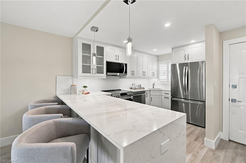 29 High Point CIR E 204