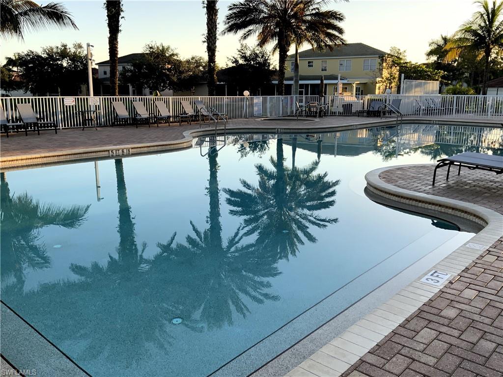 CORAL LAKES - Residential