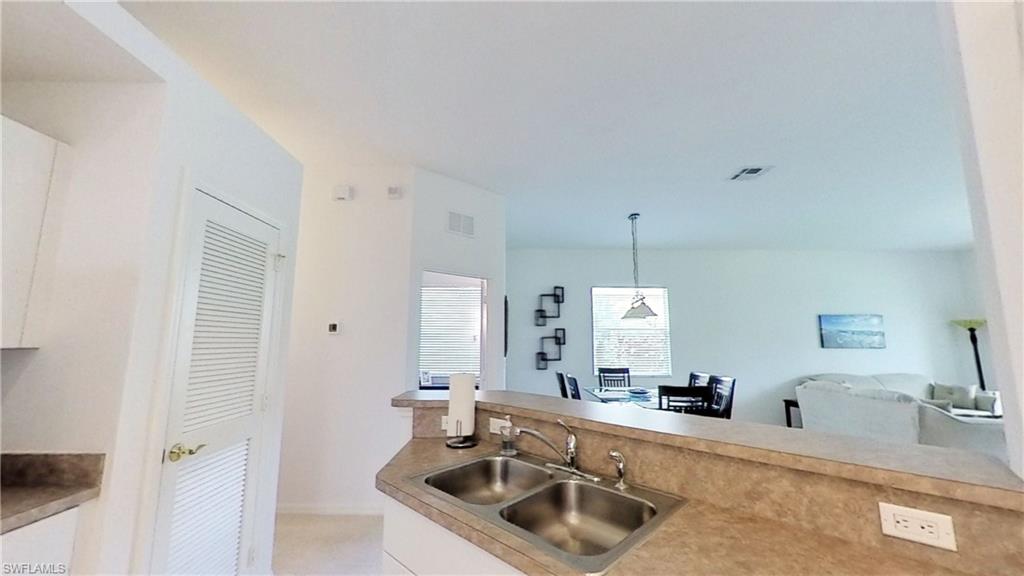 CORAL LAKES - Residential