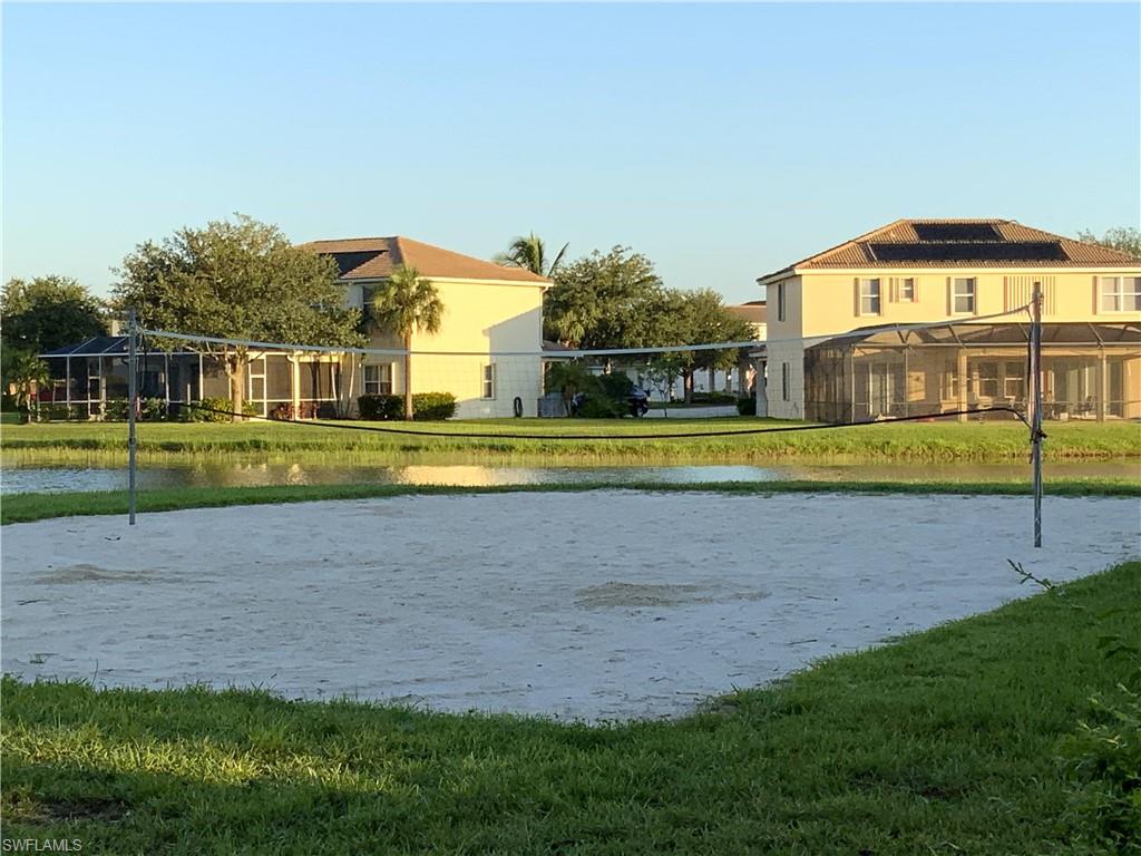 CORAL LAKES - Residential