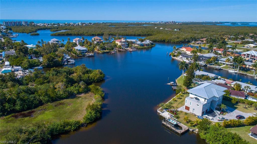 LEDFORD SHORES - Land