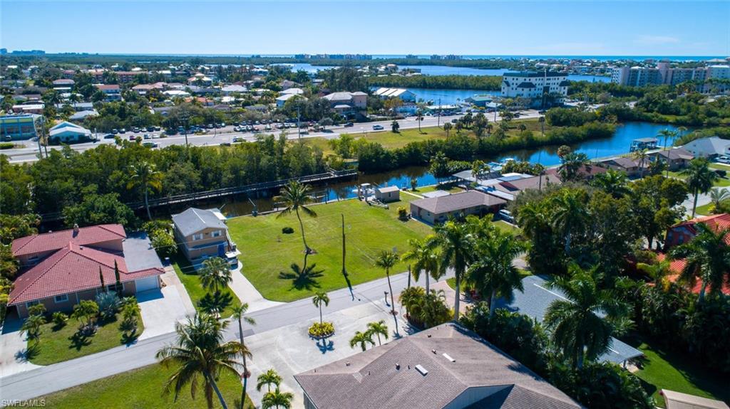 LEDFORD SHORES - Land