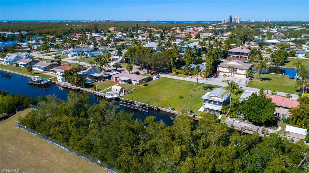 LEDFORD SHORES - Land