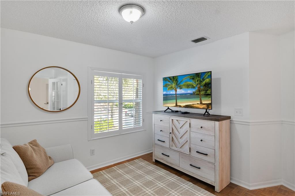 FAIRWAYS AT EMERALD GREENS - Residential Lease