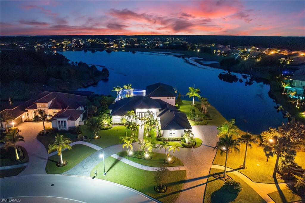 TWIN EAGLES - Residential