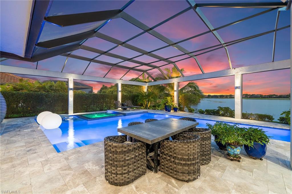 TWIN EAGLES - Residential