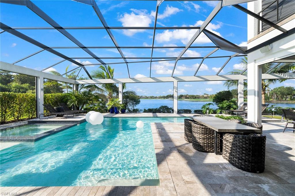 TWIN EAGLES - Residential