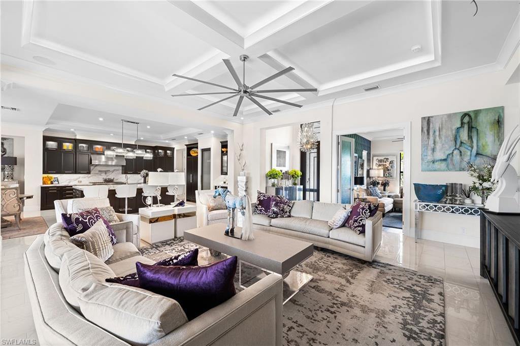 TWIN EAGLES - Residential