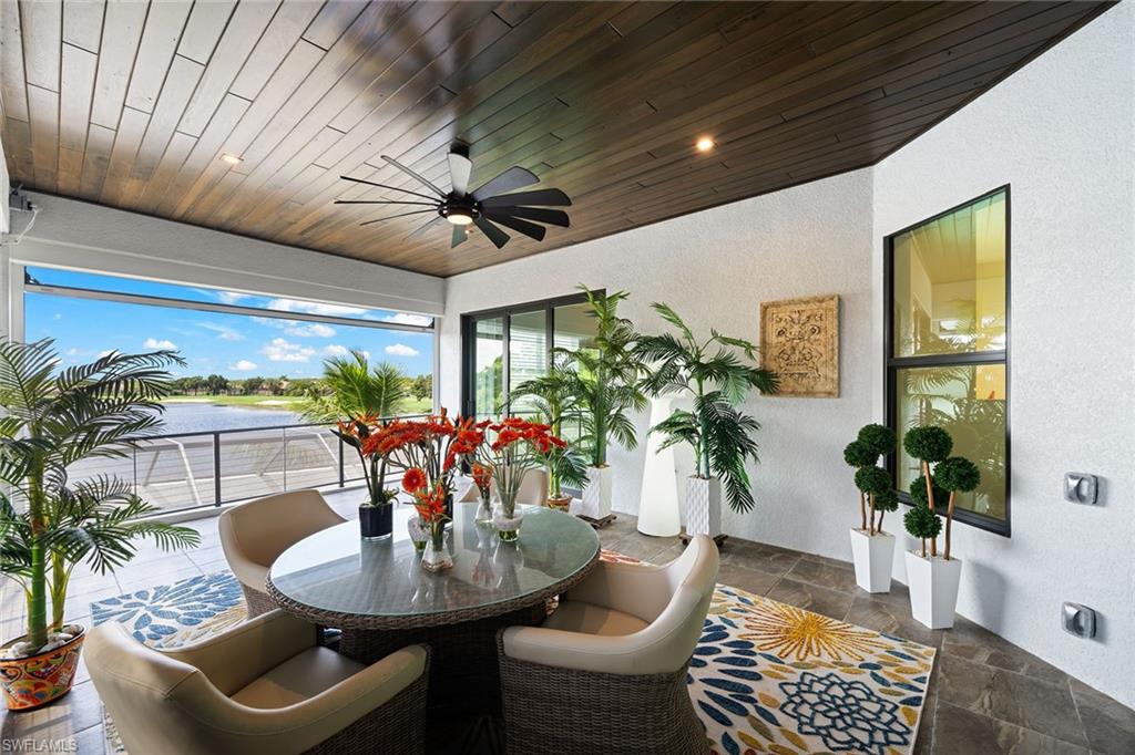 TWIN EAGLES - Residential