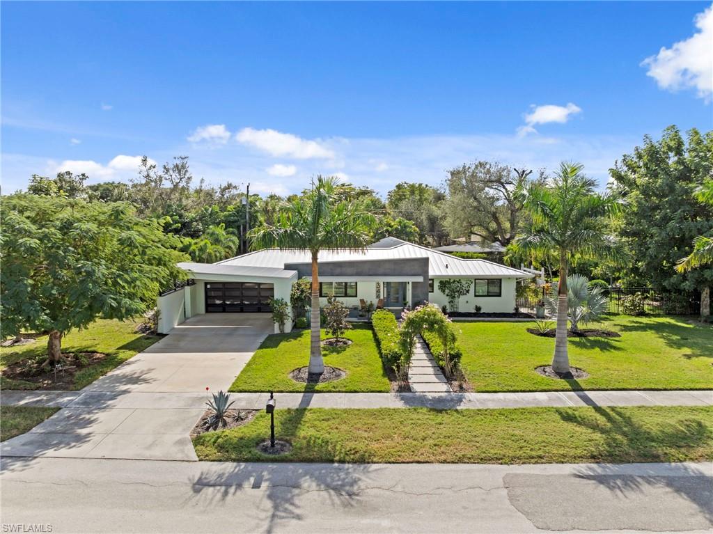 PALM GARDENS - Residential