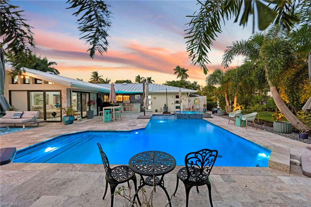 PALM GARDENS - Residential