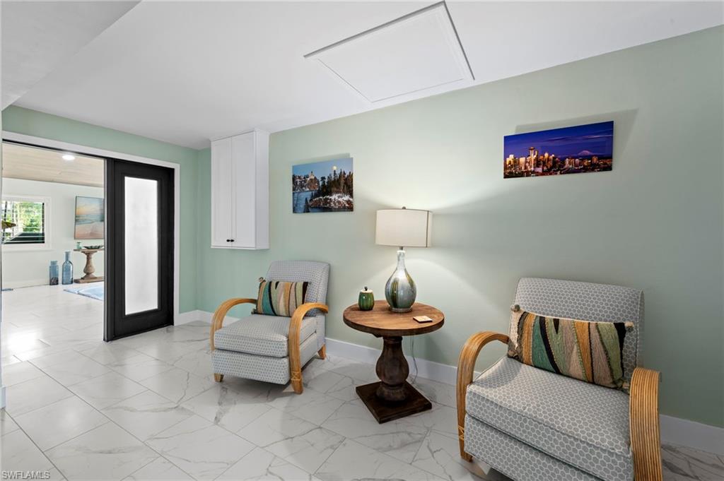 PALM GARDENS - Residential