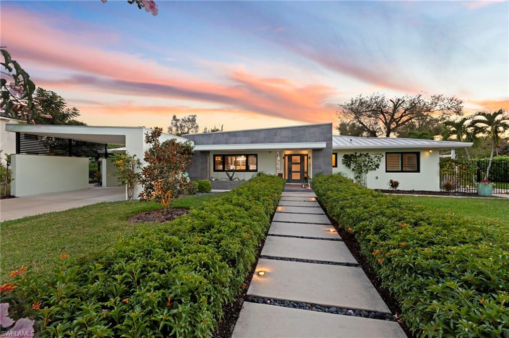 PALM GARDENS - Residential