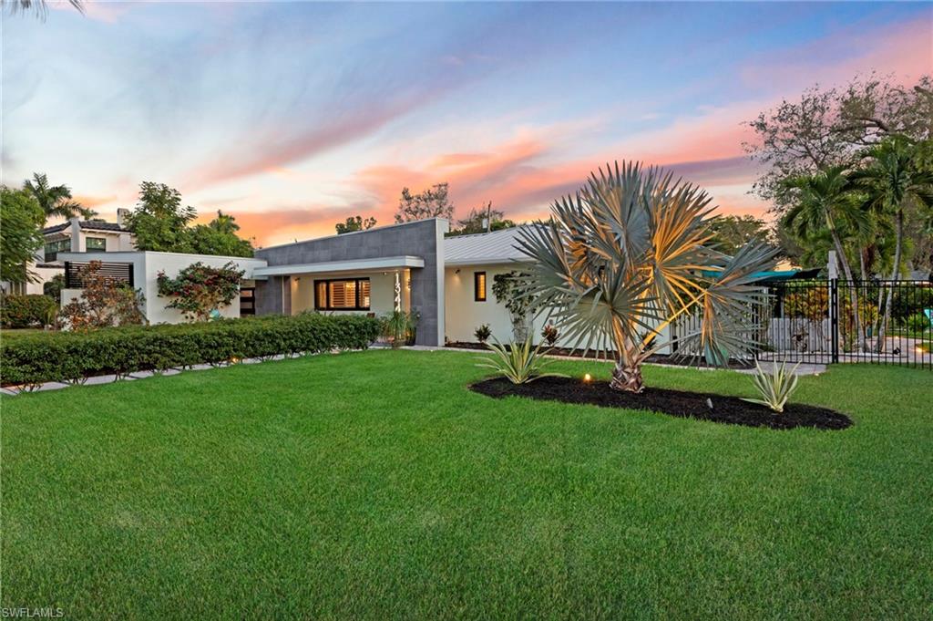 PALM GARDENS - Residential