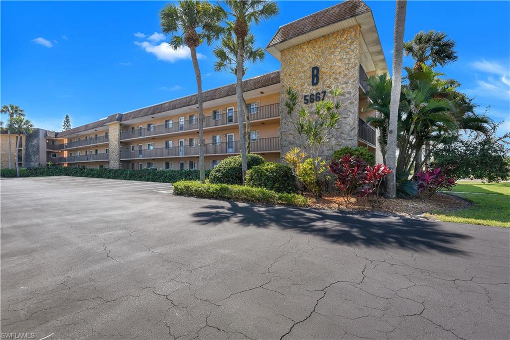 GOLF VIEW MANOR CONDO - Residential