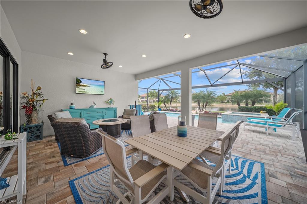 ESPLANADE - Residential