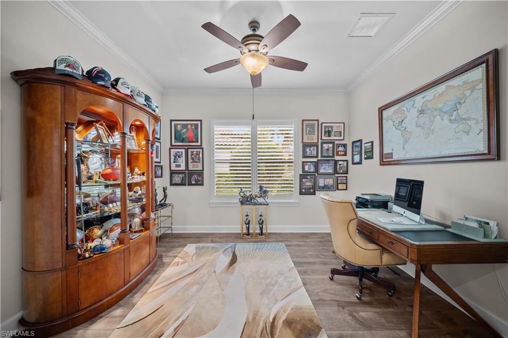 ESPLANADE - Residential