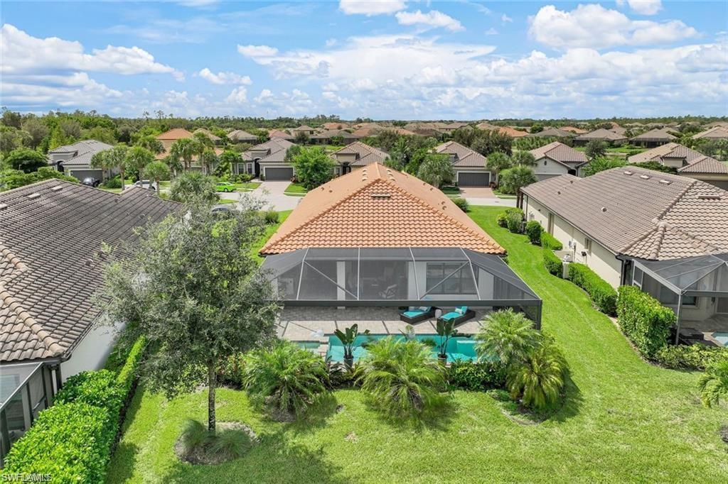 ESPLANADE - Residential