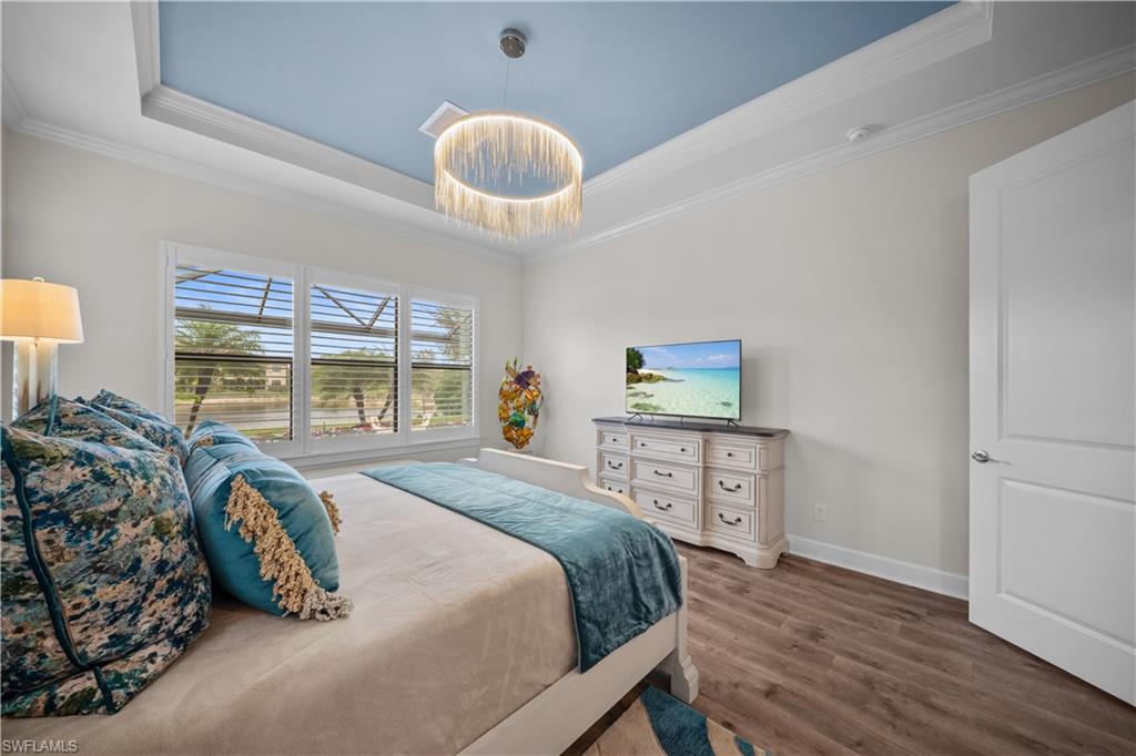 ESPLANADE - Residential