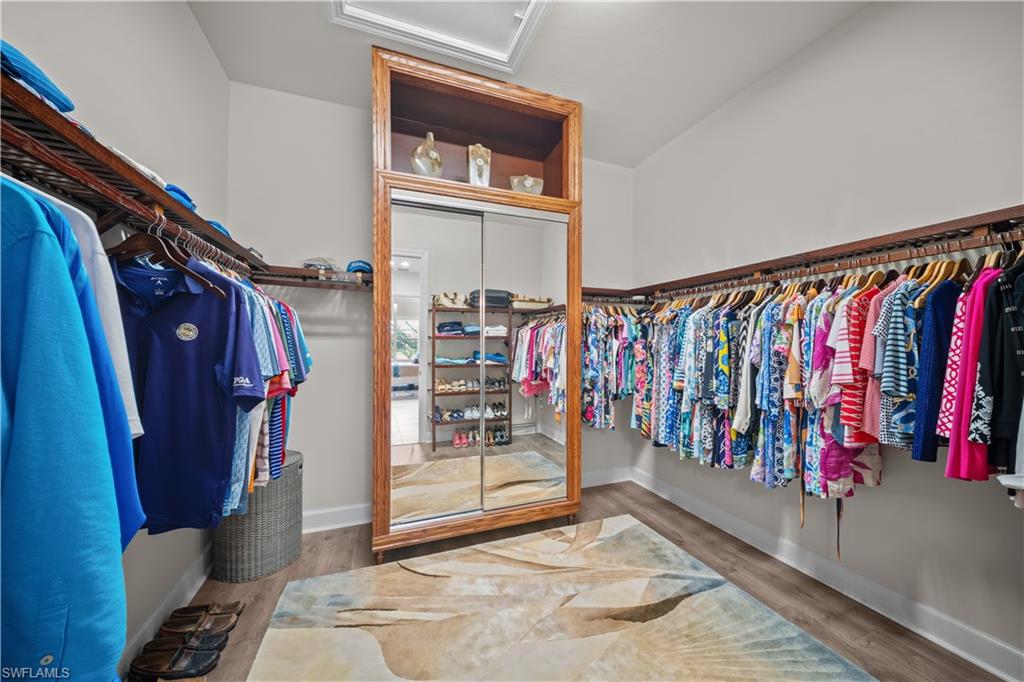 ESPLANADE - Residential